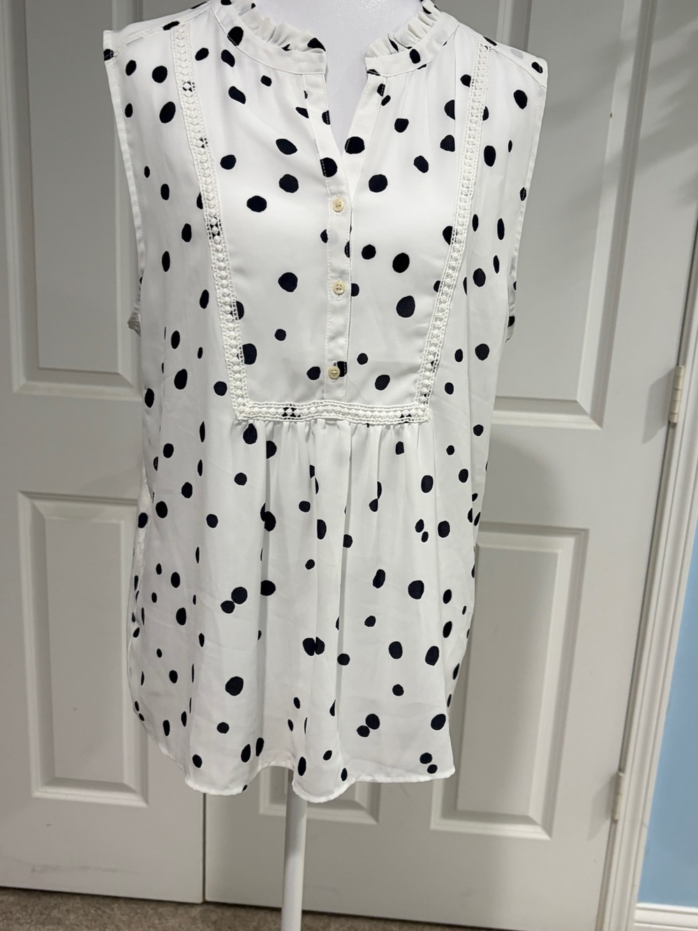 LOFT White Sleeveless Polka Dot Tunic